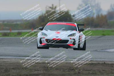 media/Dec-13-2025-OnGrid (Sat) [[98be3c0626]]/Group 2 Yellow/Sunset S4/